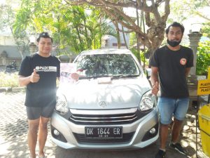 sewa mobil matic bali